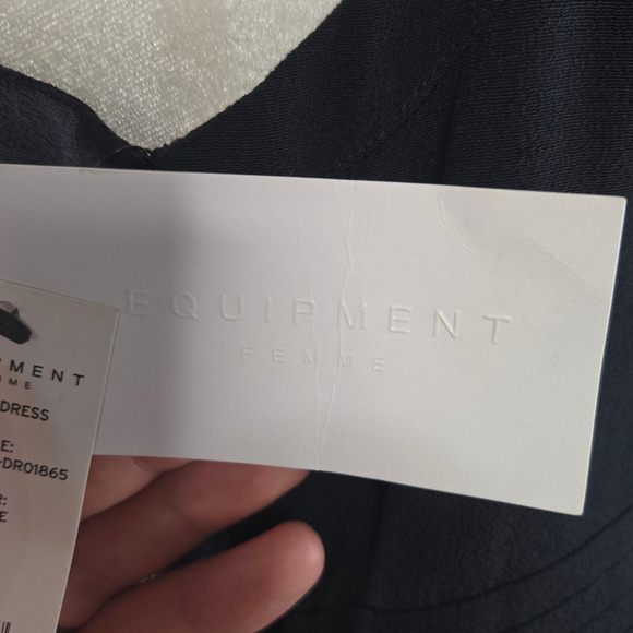 Equipment Navy Eclipse V Neck Pleated Viscose Midi Norice Dress Size 10 $450 - Picture 7 of 11